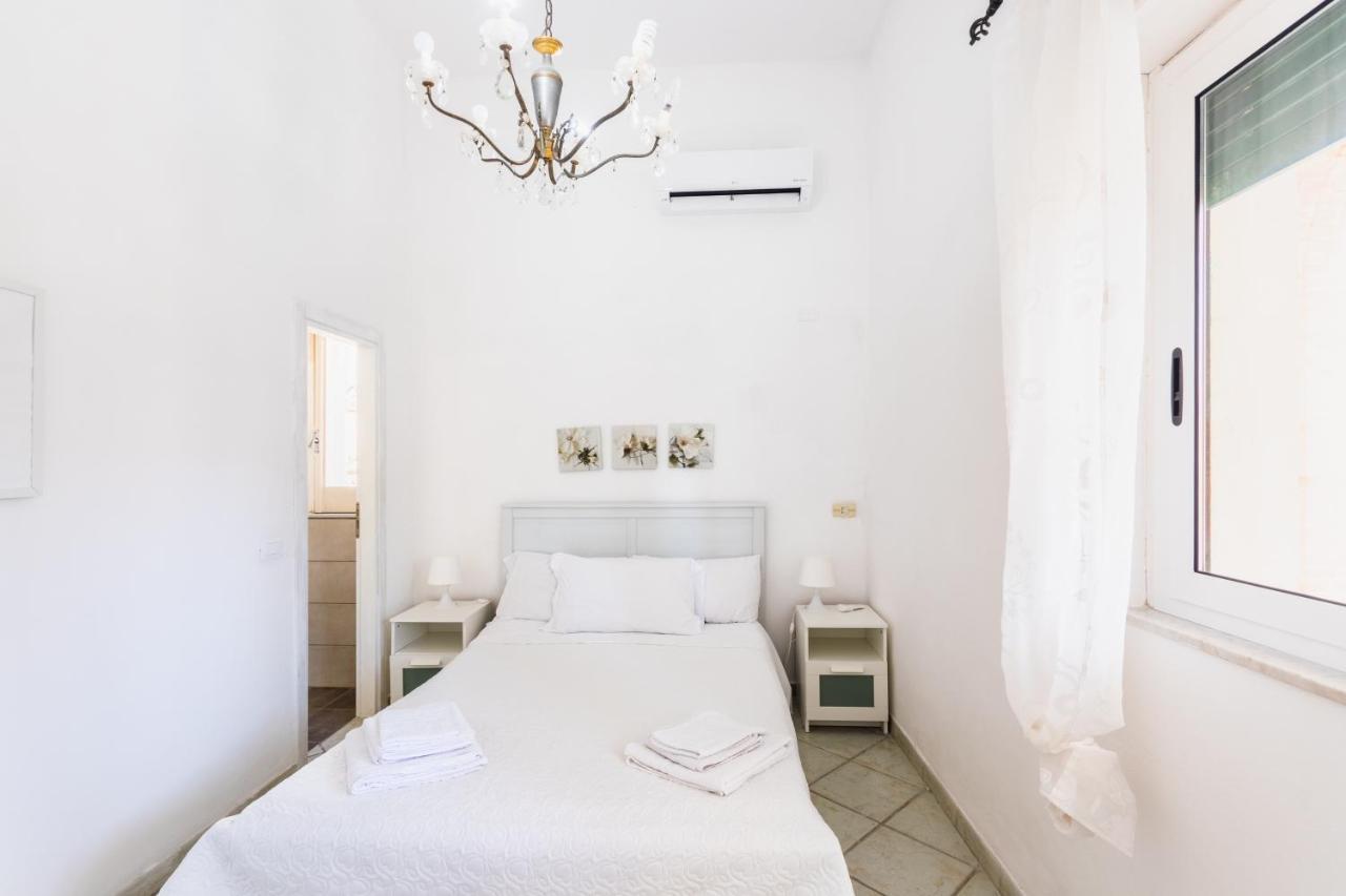 Ville Colonia Marina Lido di Noto Exterior photo